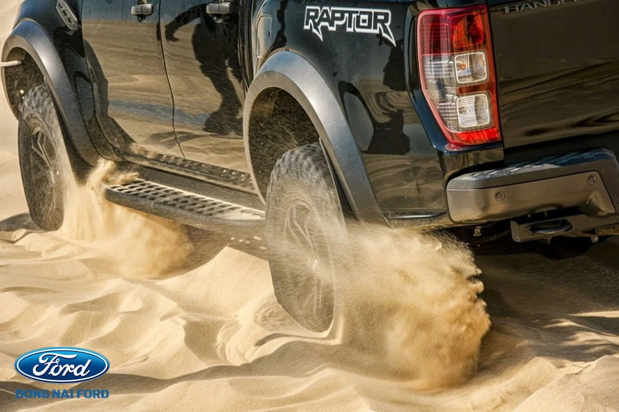 che-do-lai-tren-cat-ford-ranger-raptor