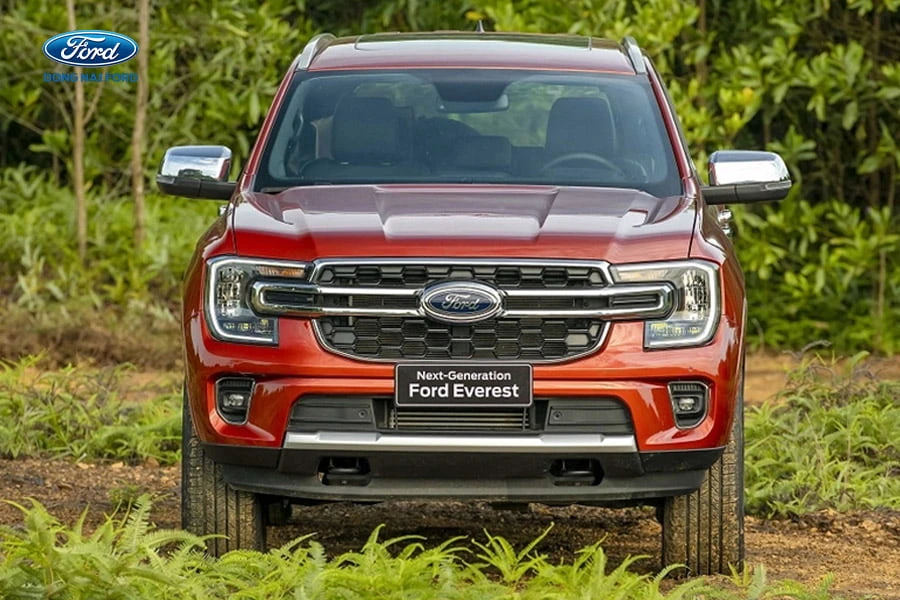 dau-xe-ford-everest