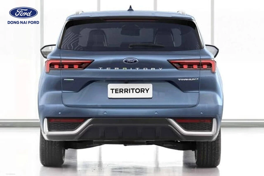 duoi-xe-ford-territory-sang-trong