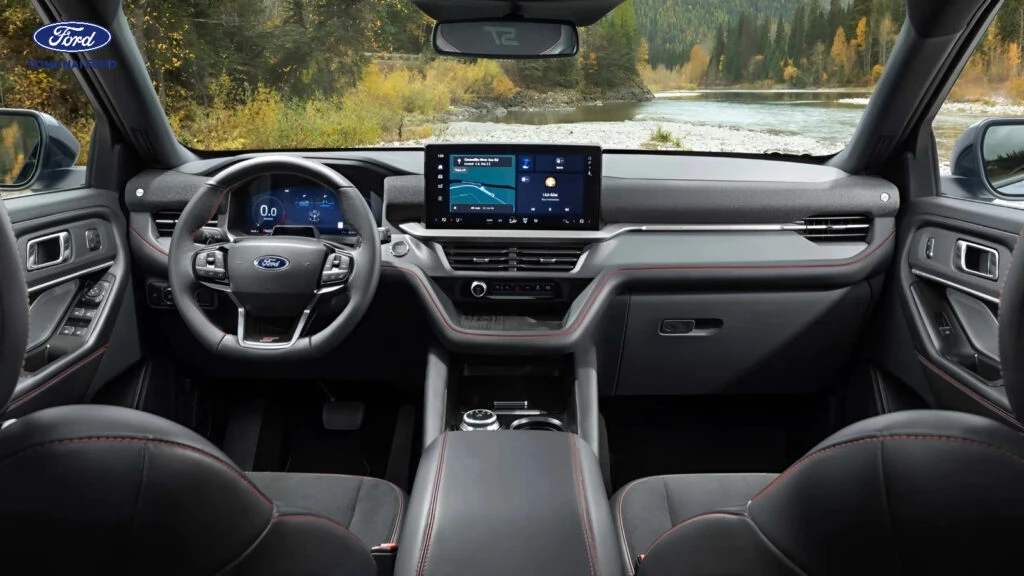 Ford Explorer gi&aacute; lăn b&aacute;nh tại Đồng Nai Ford