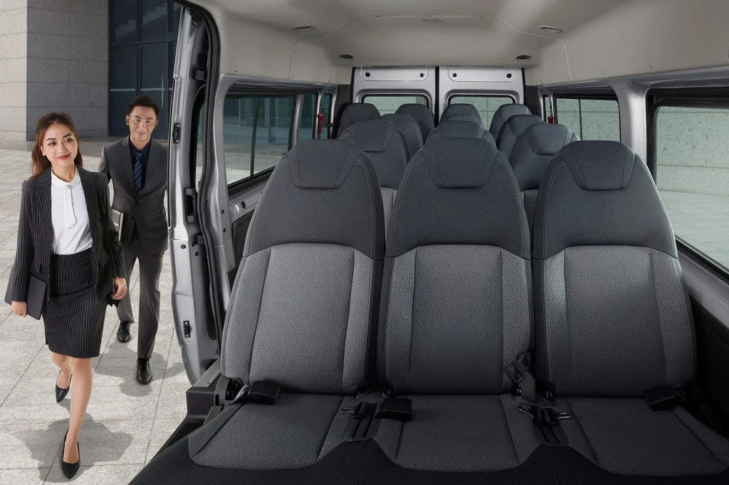 xe-fort-transit-an-tuong