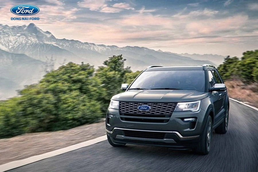 mau-xe-ford-explorer-ben-tre