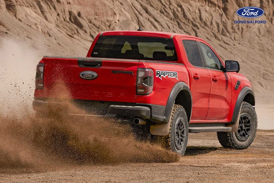 mau-xe-ford-raptor-long-an