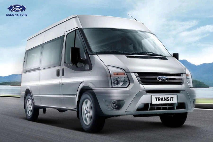 mau-xe-ford-transit-tphcm-dep