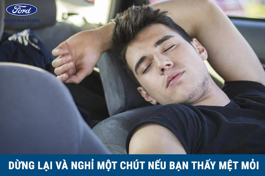 nghi-ngoi-ben-duong-mot-luc-neu-thay-met-moi