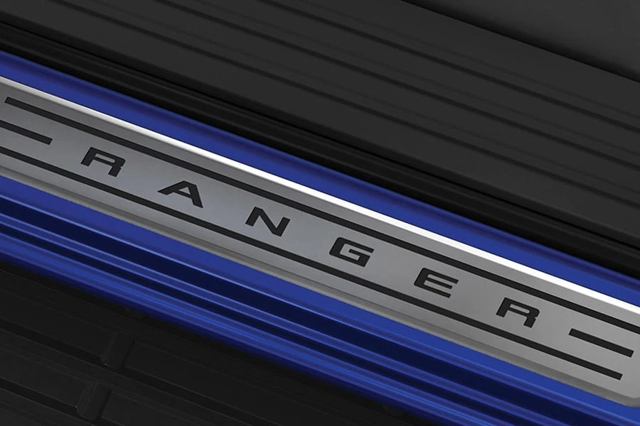 op-bac-cua-ford-ranger