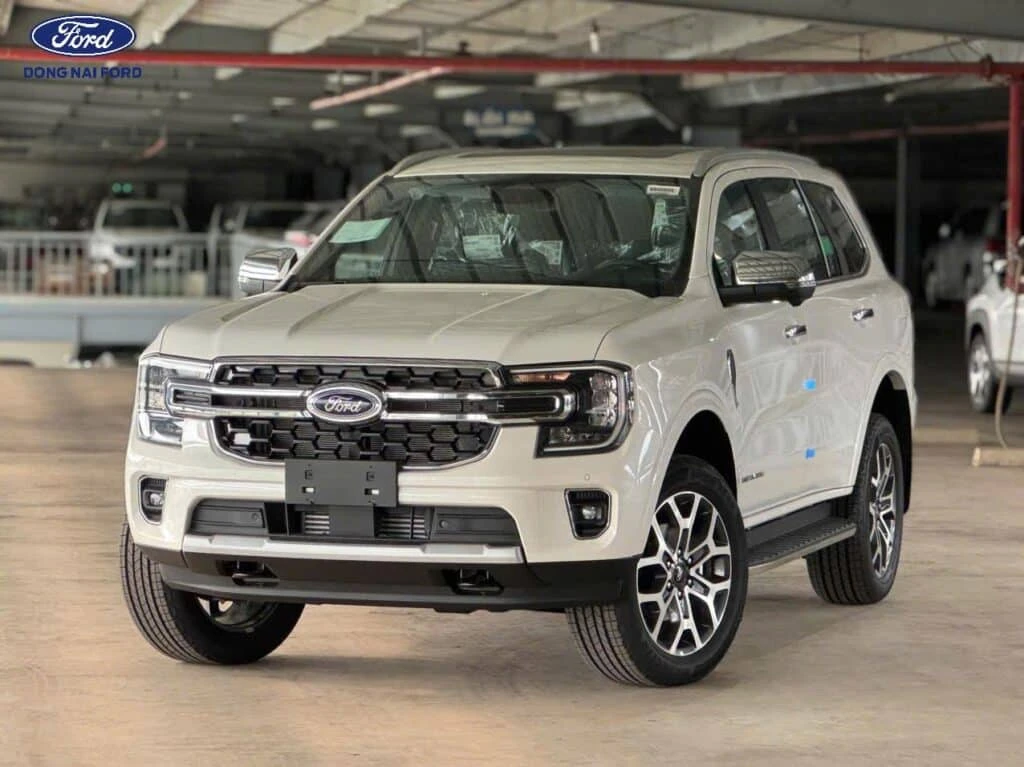 Thiết kế ngoại thất của dòng xe Ford Everest Titanium