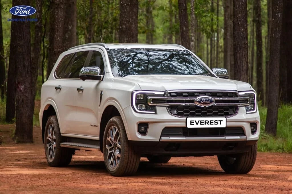 Thông tin tổng quan về Ford Everest Titanium