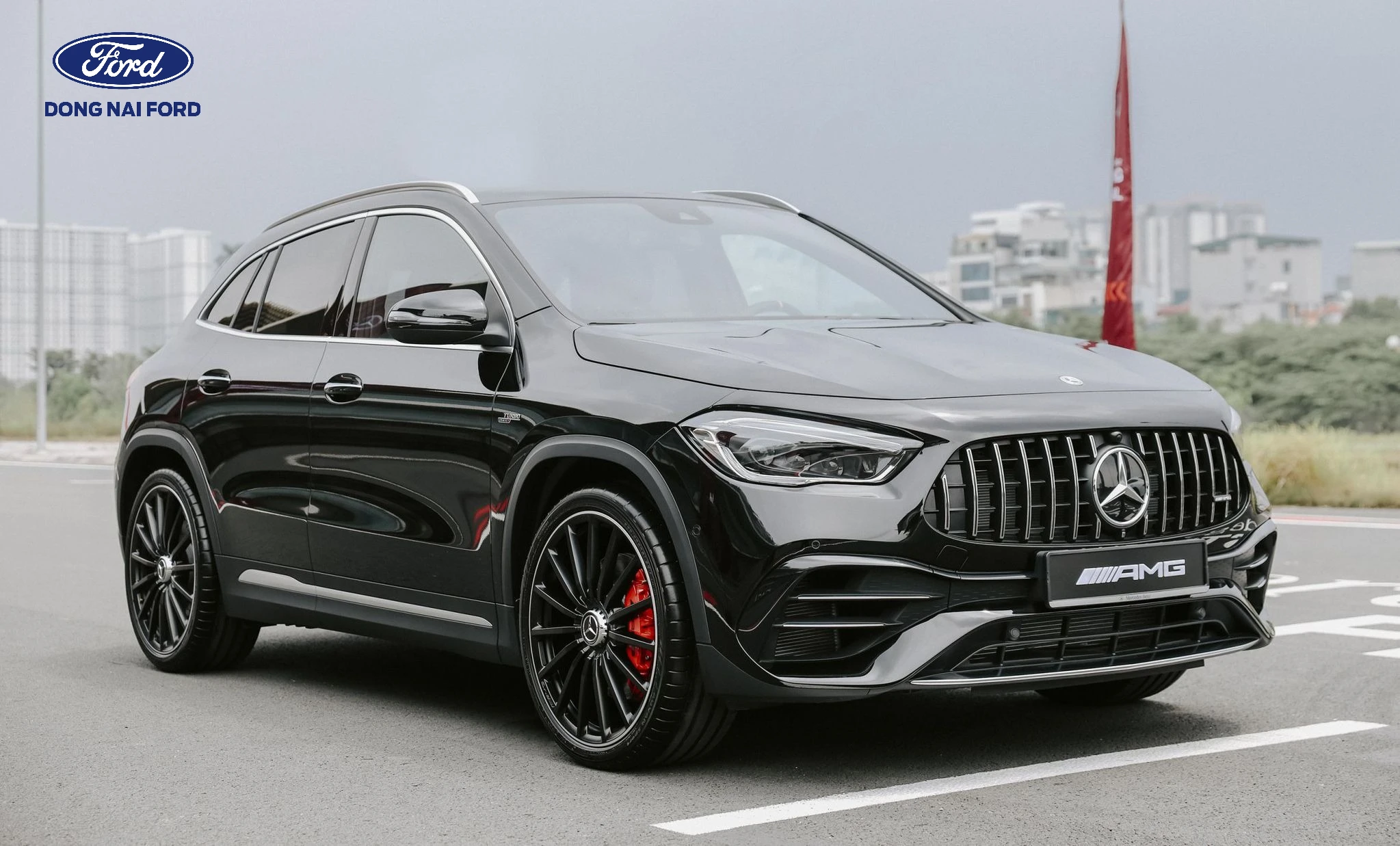 Tổng quan về d&ograve;ng xe Mercedes-Benz GLA