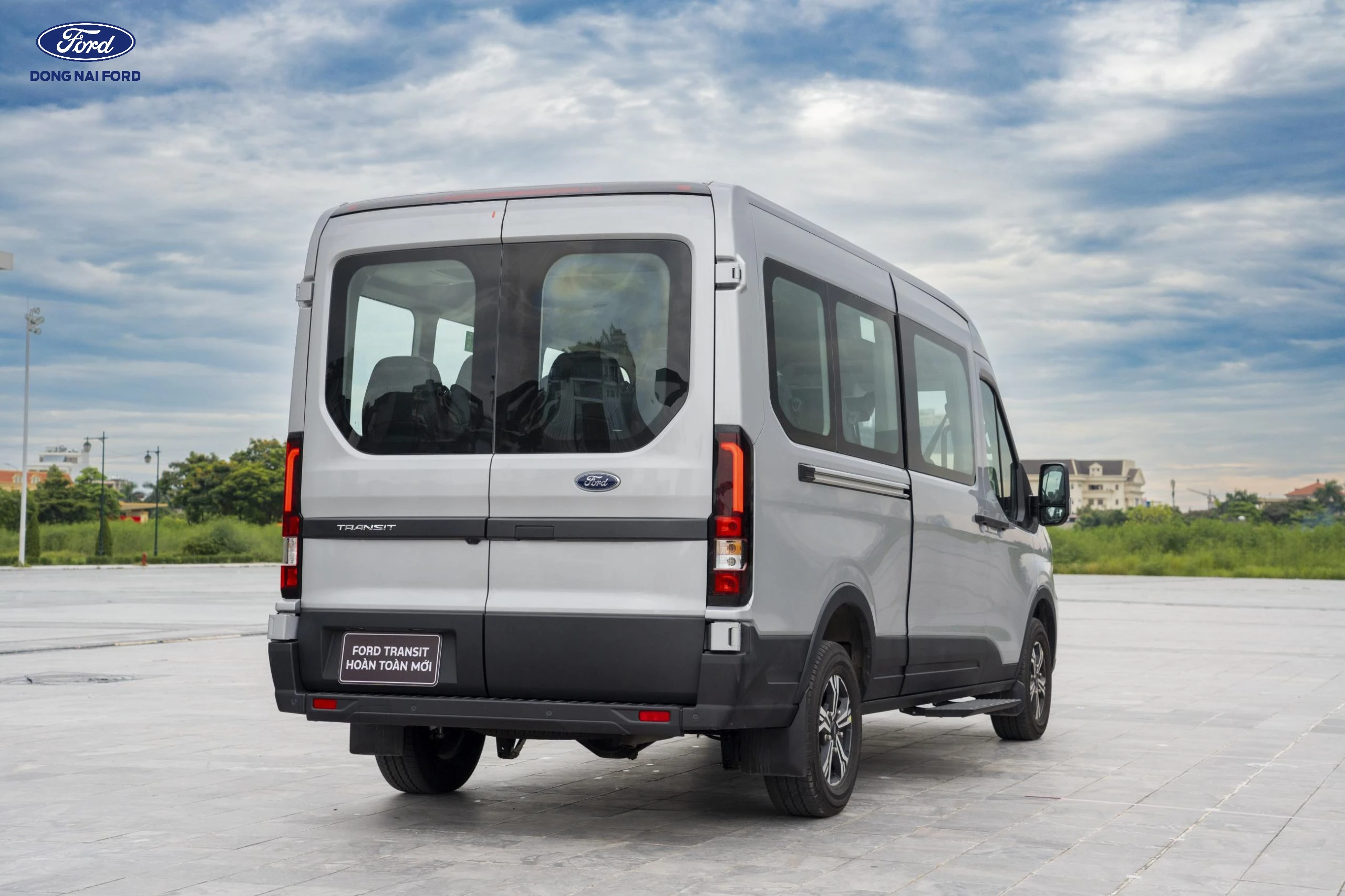 Ưu đ&atilde;i khi mua Ford Transit Van tại Đồng Nai Ford