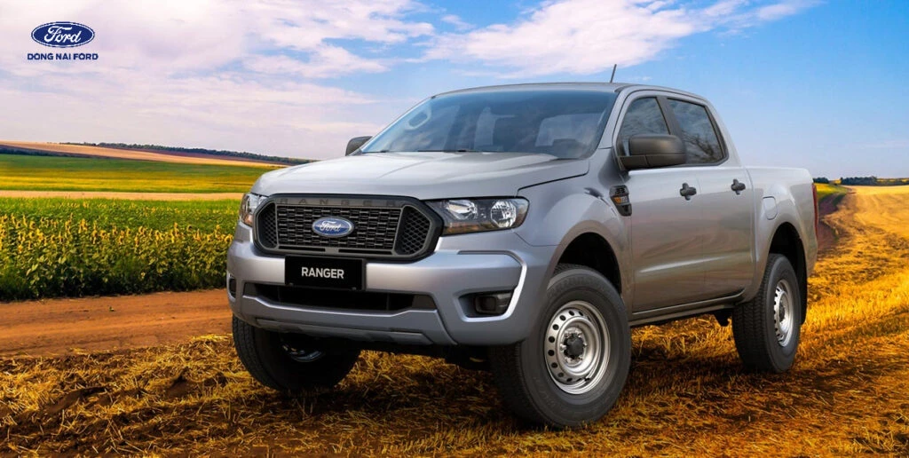 Xe b&aacute;n tải Ford Ranger XL 2.0L 4&times;4 MT