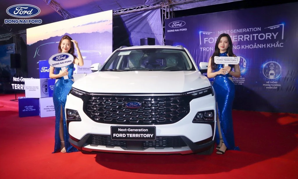 xe-lai-thu-ford-territory